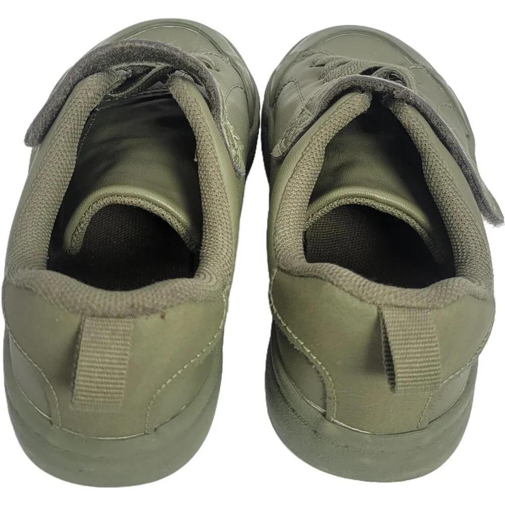 New H&M Boys Elasticized Lacing Green Sneakers Hook & Loop Size 9.5